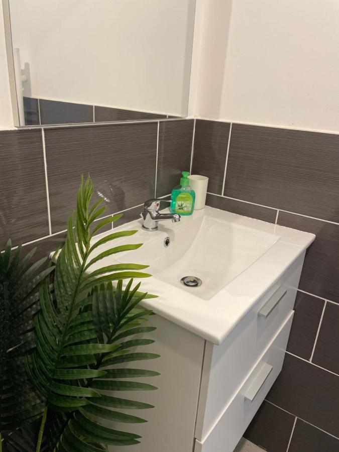 Le Petit Bois Apartment Нант Екстериор снимка